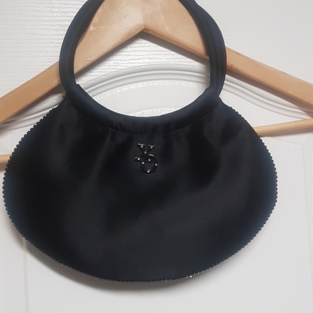 Black Satin Evening Wear purse w magnetic clasp